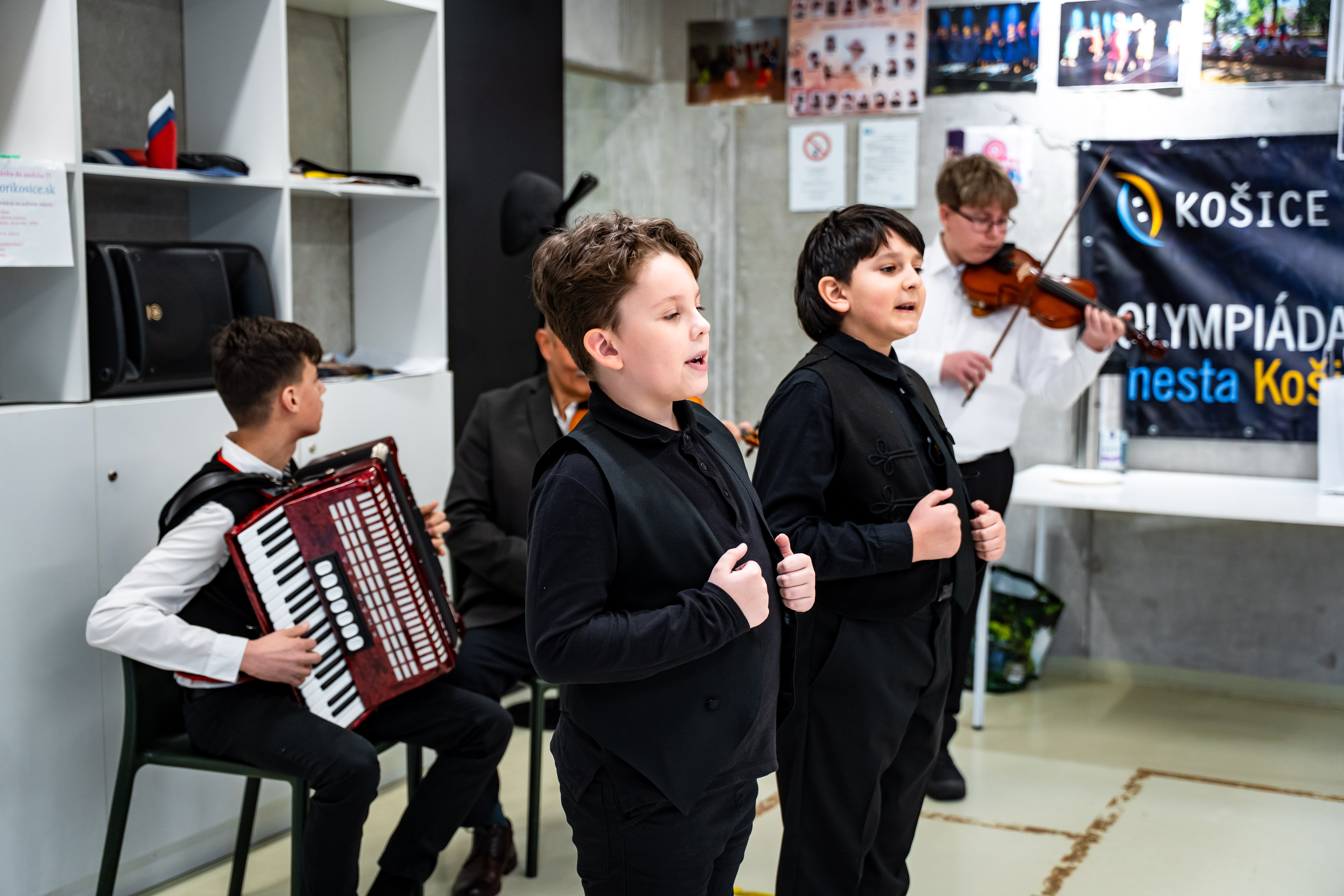 Navsteva seniorskeho klubu vojenskych dochodcov-1